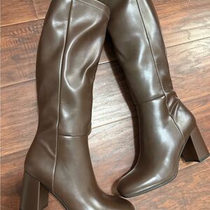 Elegant Brown Knee-High Boots